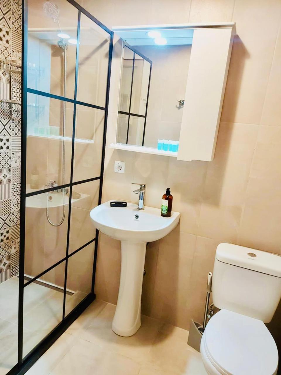 Your Cozy Home In Old Тбилиси Екстериор снимка